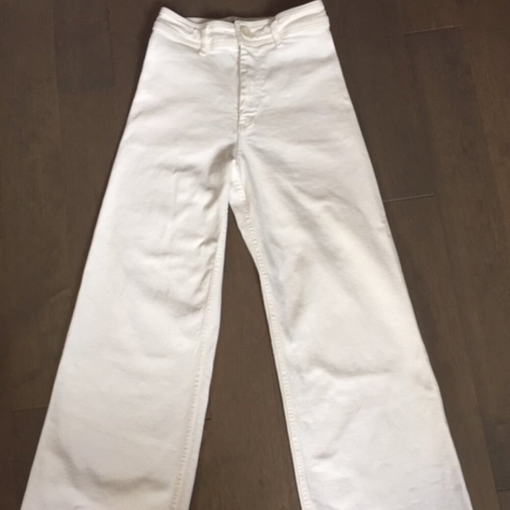 ZARA White High Rise Button Fly Straight Leg Jeans Frayed Hem. Size  4